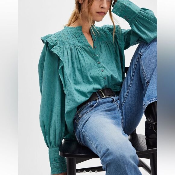 Free People Wrapped in a Dream Top in North Sea - Picture 2 of 10